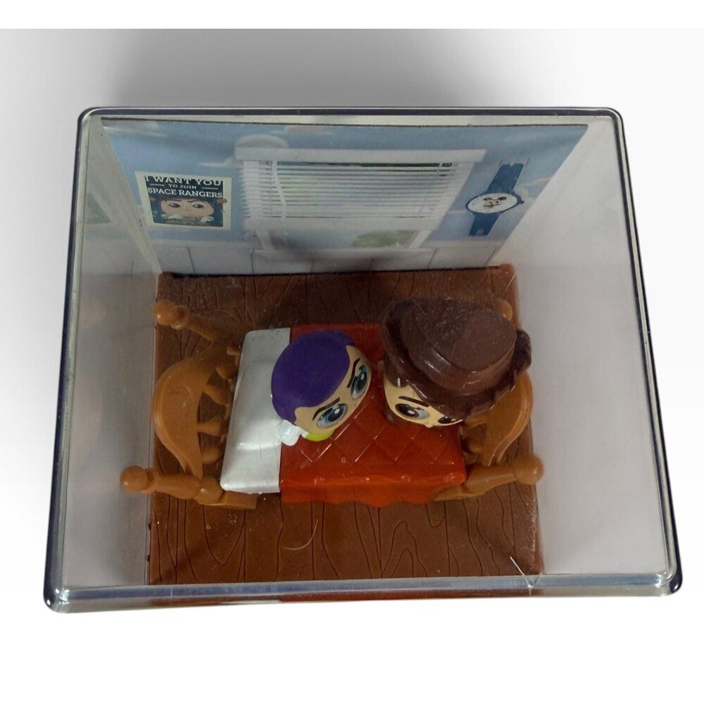 Disney Doorables Movie Moments Series 1 Figures Woody and Buzz Toy Story 4x4in - Picture 4 of 9